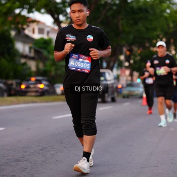 Runner Photo 3833883