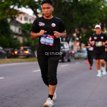 Runner Photo 3833887