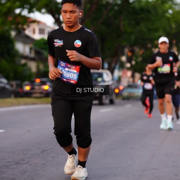 Runner Photo 3833894