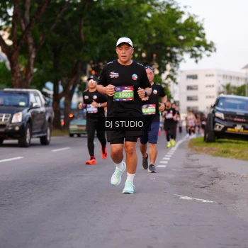 Runner Photo 3833916