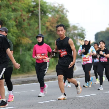 Runner Photo 3833999