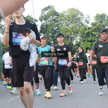 Runner Photo 3834013