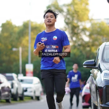 Runner Photo 3834025