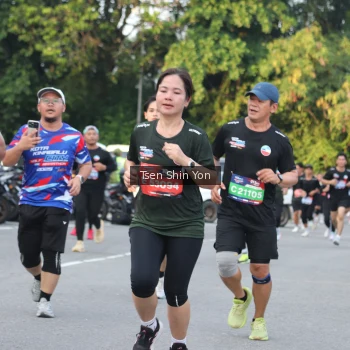 Runner Photo 3834093