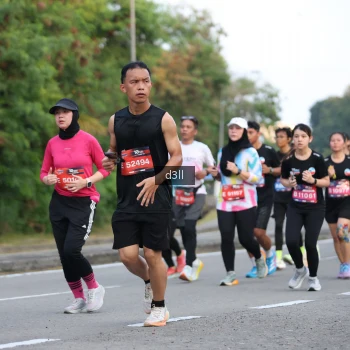 Runner Photo 3834124