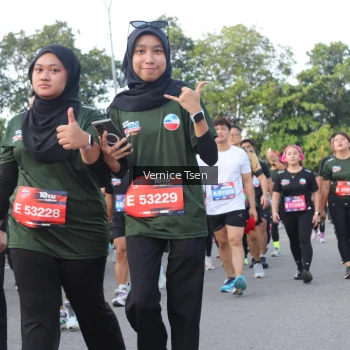 Runner Photo 3834177