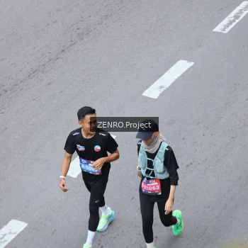 Runner Photo 3834231