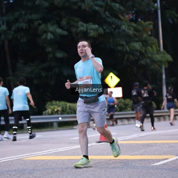 Runner Photo 3834234