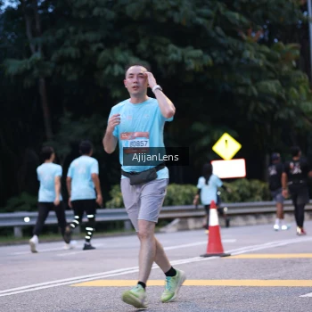 Runner Photo 3834256