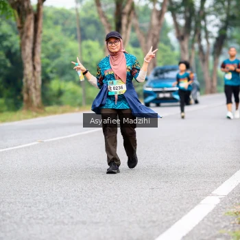 Runner Photo 3834264