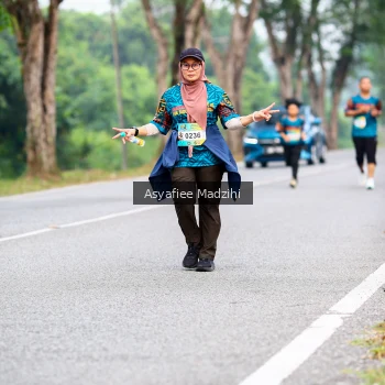 Runner Photo 3834276
