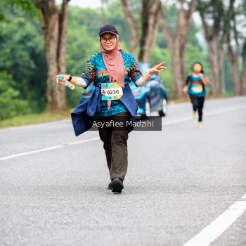Runner Photo 3834298