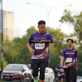 Runner Photo 3834335