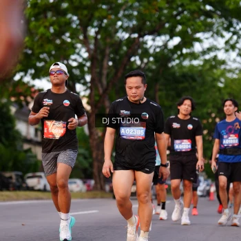 Runner Photo 3834342