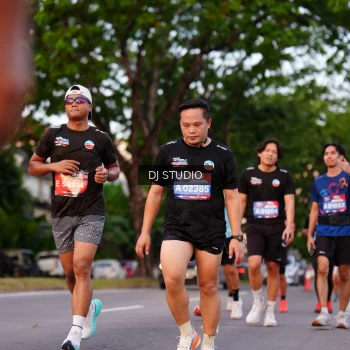 Runner Photo 3834352