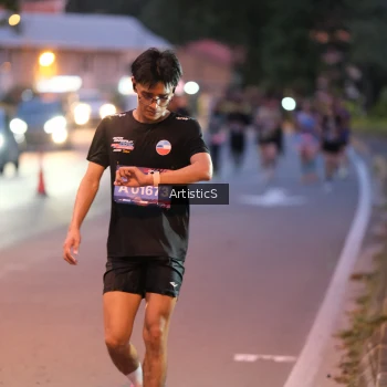 Runner Photo 3834381