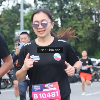 Runner Photo 3834395