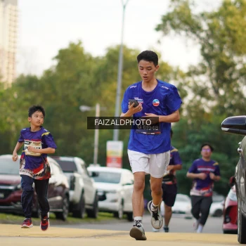 Runner Photo 3834409