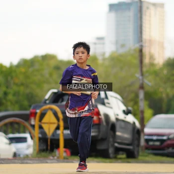 Runner Photo 3834430