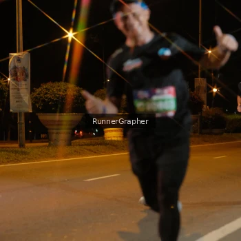 Runner Photo 3834435
