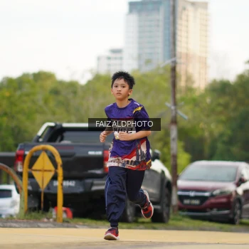 Runner Photo 3834456