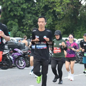 Runner Photo 3834464