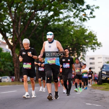 Runner Photo 3834503