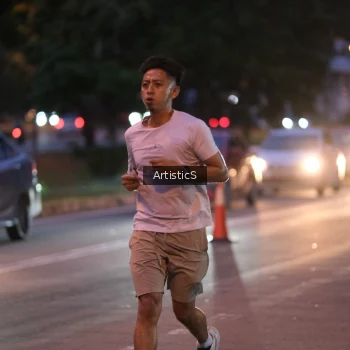 Runner Photo 3834509