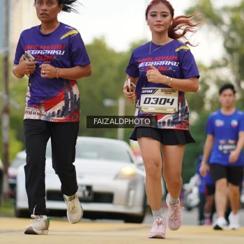 Runner Photo 3834555