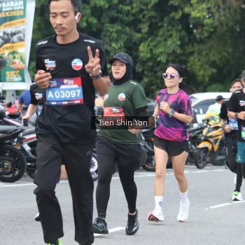 Runner Photo 3834572
