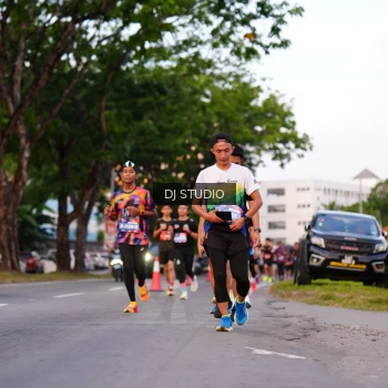 Runner Photo 3834602