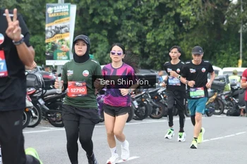 Runner Photo 3834618