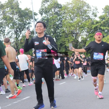Runner Photo 3834638