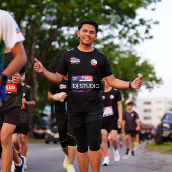 Runner Photo 3834674