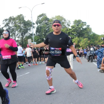 Runner Photo 3834694
