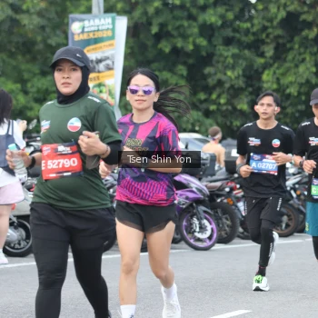 Runner Photo 3834702