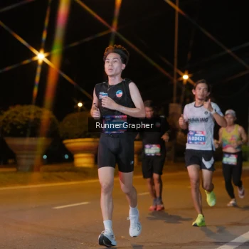 Runner Photo 3834752