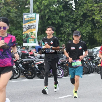 Runner Photo 3834770