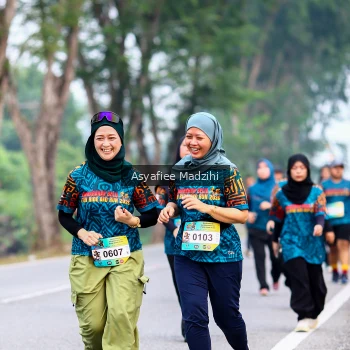 Runner Photo 3834873
