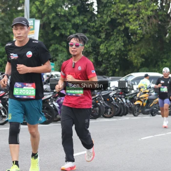 Runner Photo 3834905