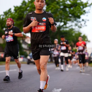 Runner Photo 3834951