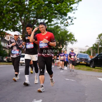 Runner Photo 3834965