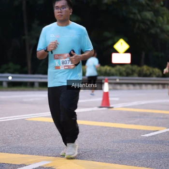 Runner Photo 3835033
