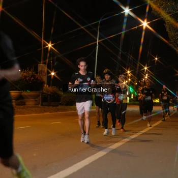 Runner Photo 3835034