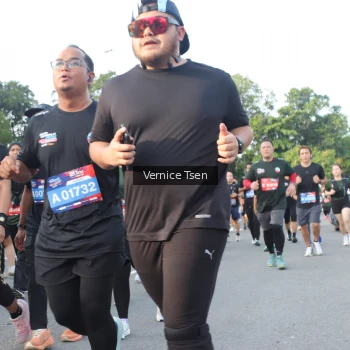 Runner Photo 3835059