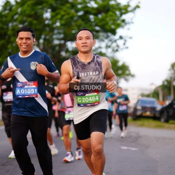 Runner Photo 3835086