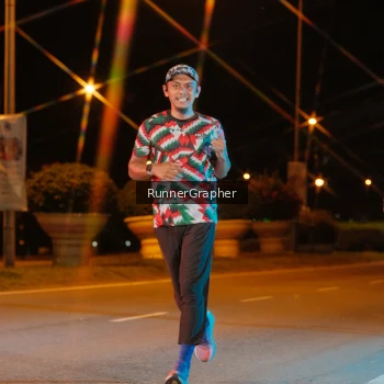 Runner Photo 3835119