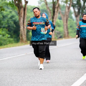 Runner Photo 3835157