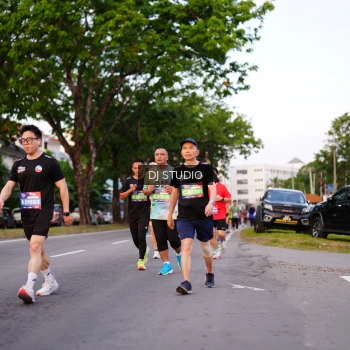Runner Photo 3835181