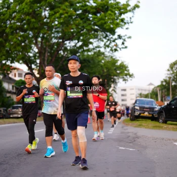 Runner Photo 3835186